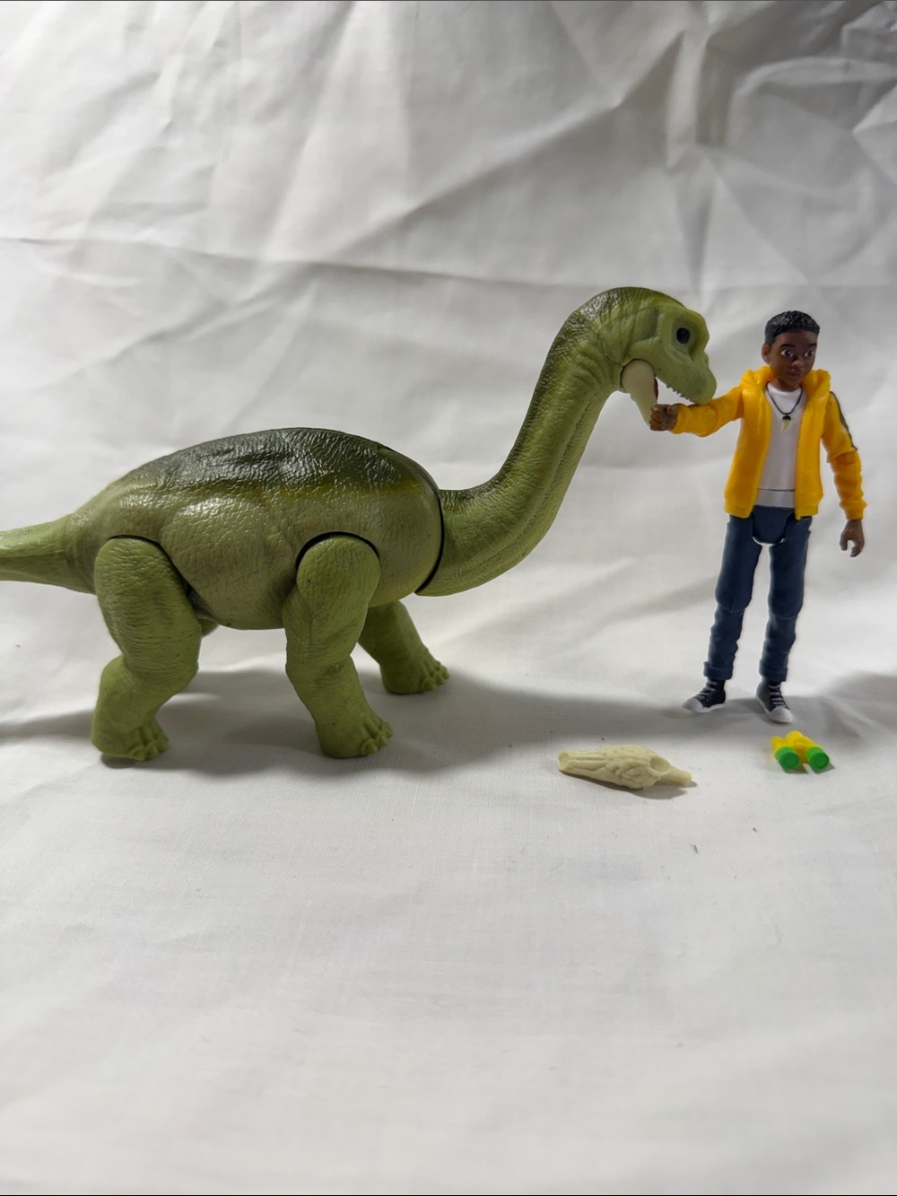 Jurassic World Camp Cretaceous Darius & Baby Brachiosaurus Dino Escape 2021 Used